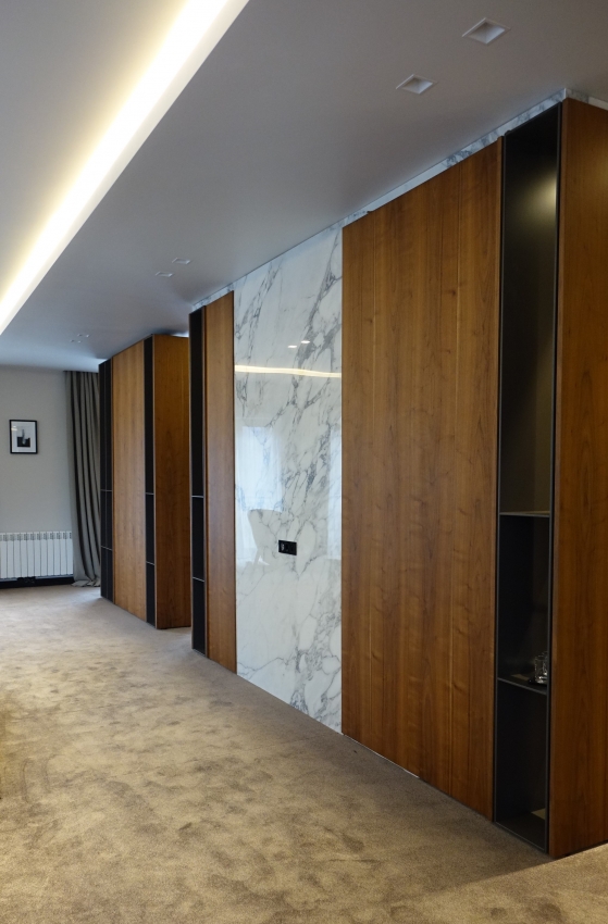 Облицювання стін декоративними панелями із ДСП та шпону