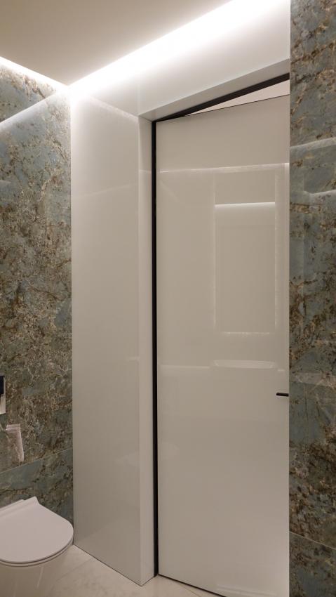 Облицювання стін склом