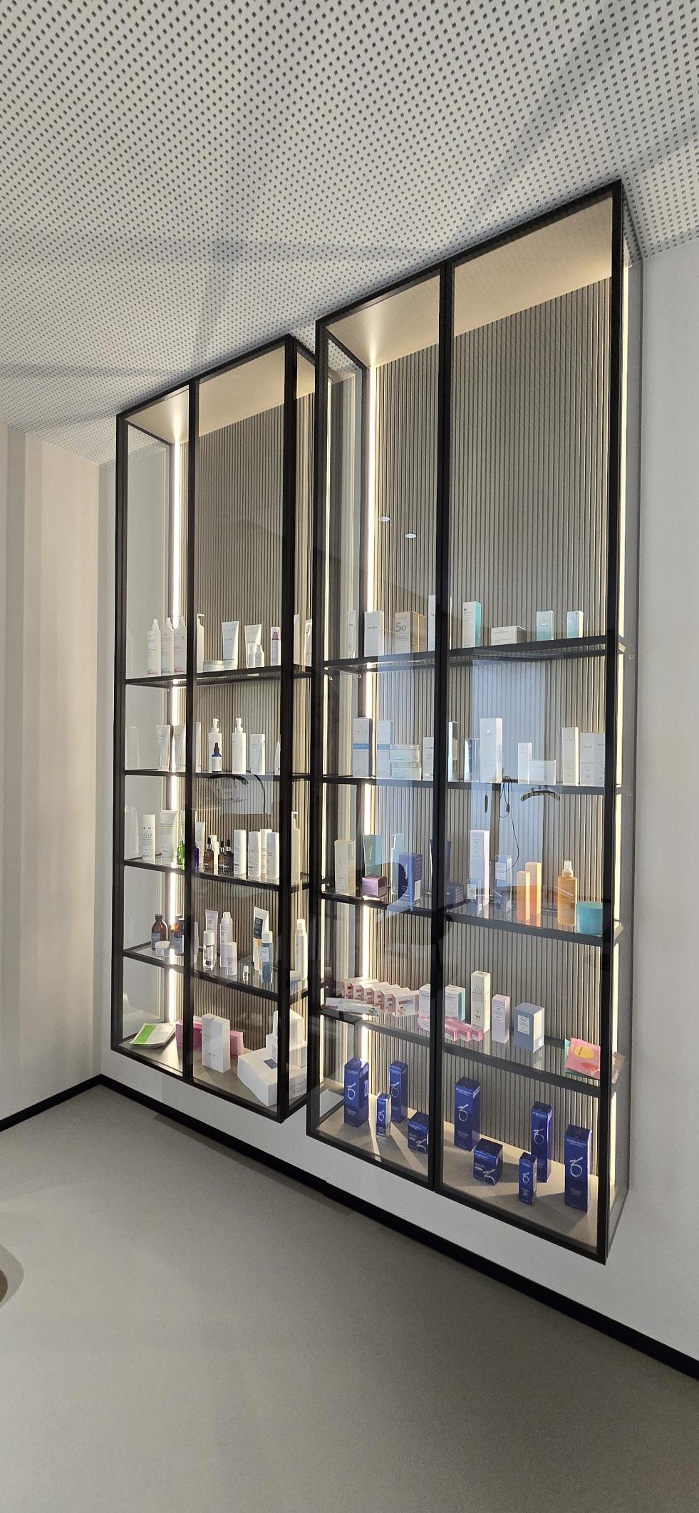 Косметологічна клініка - м. Ужгород.