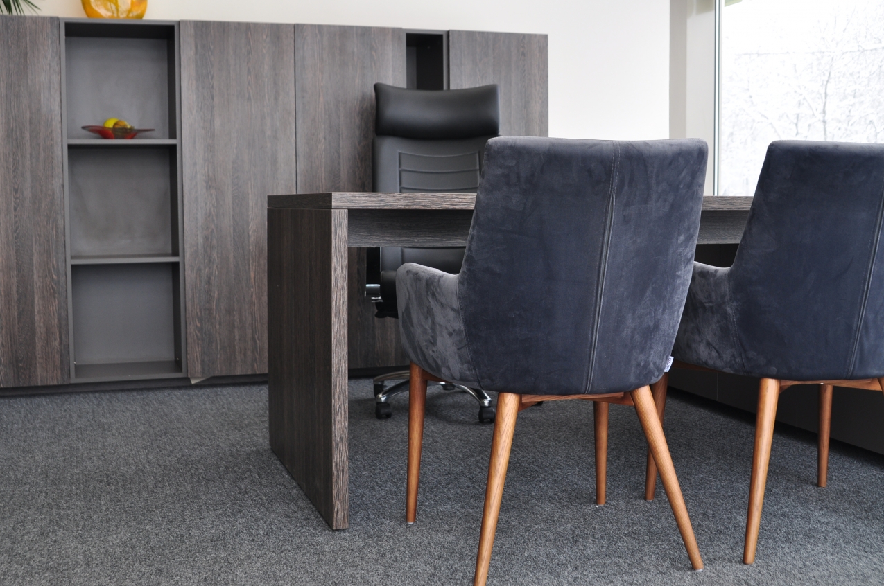 Меблі для магазинів 