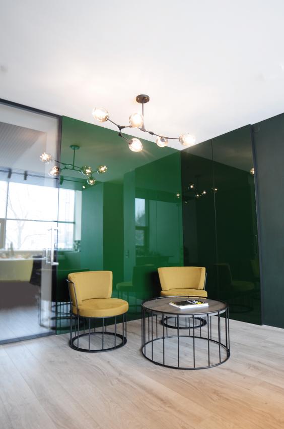 Двері з прихованою коробкою