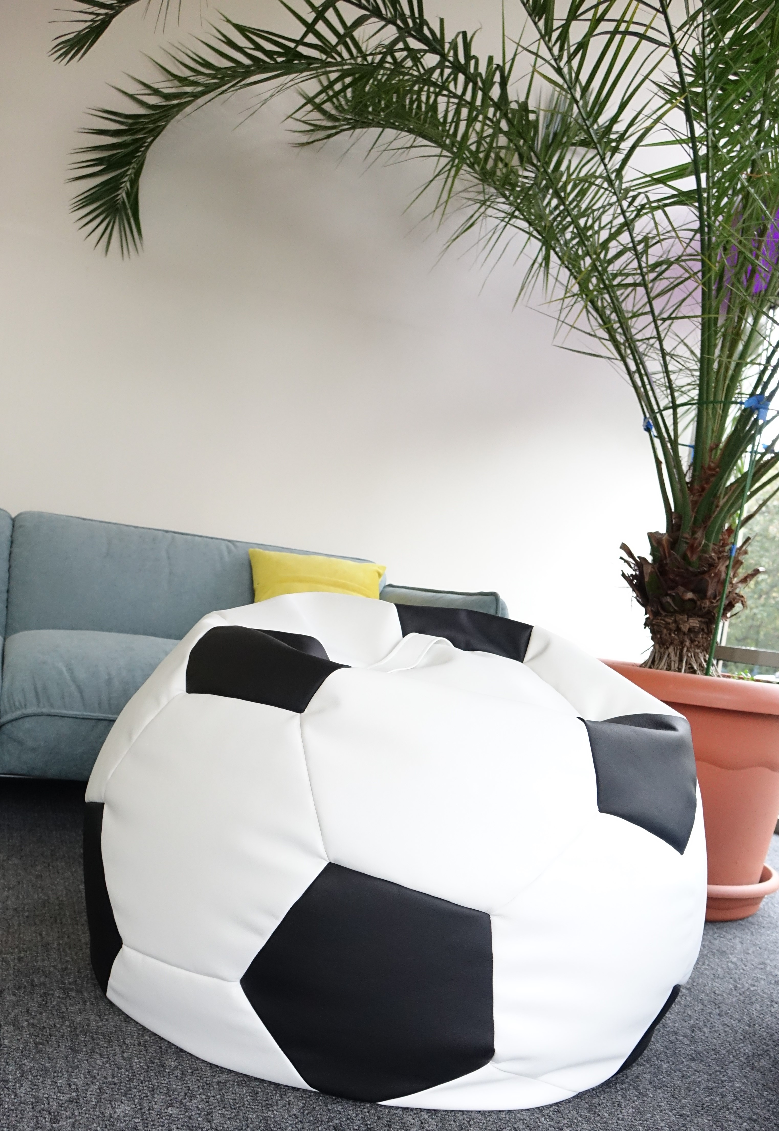 Безкаркасні крісла