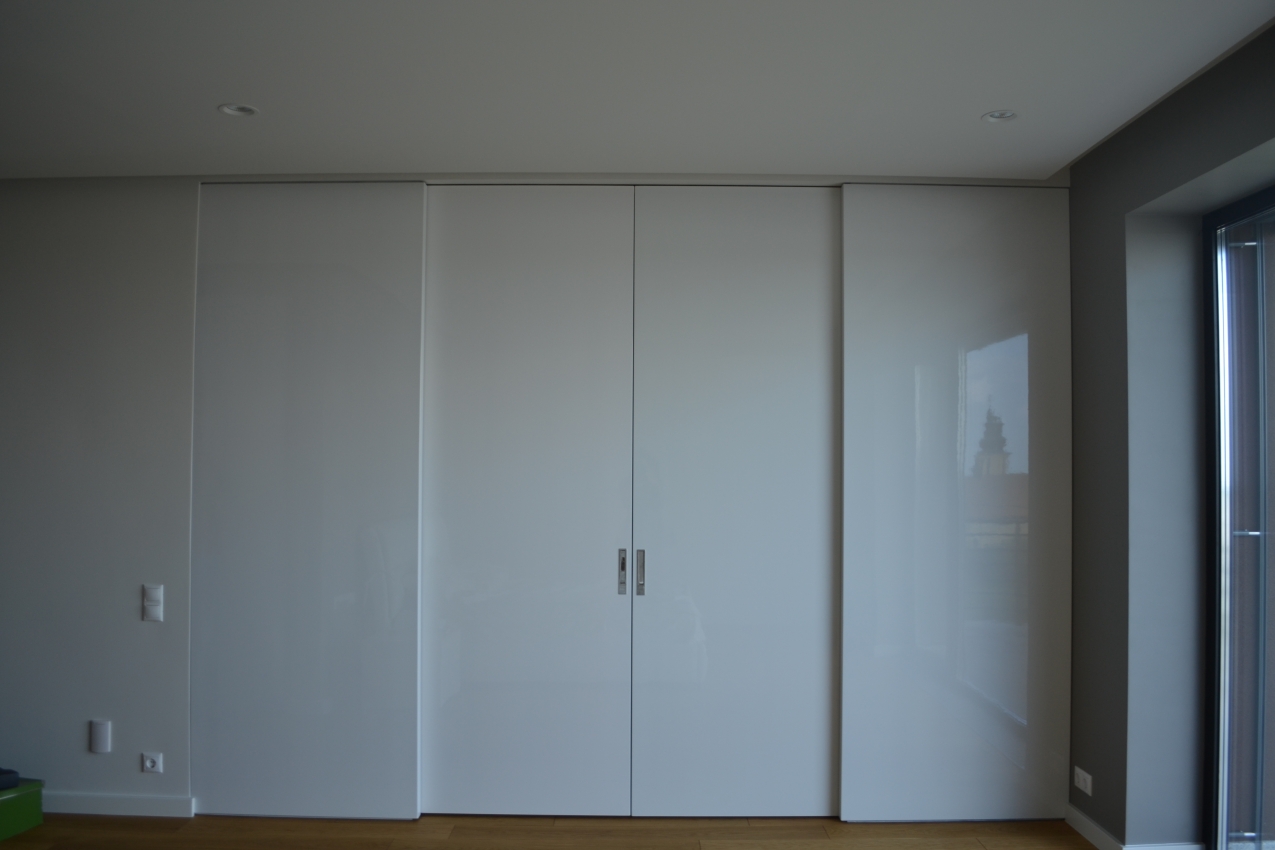 Розсувні двері