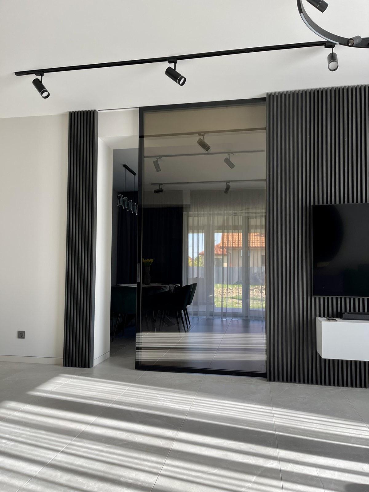 Розсувні двері